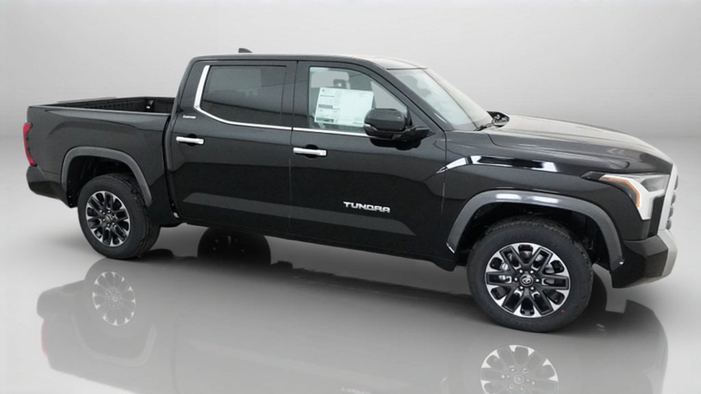 2026 Toyota Tundra Limited - Photo 12