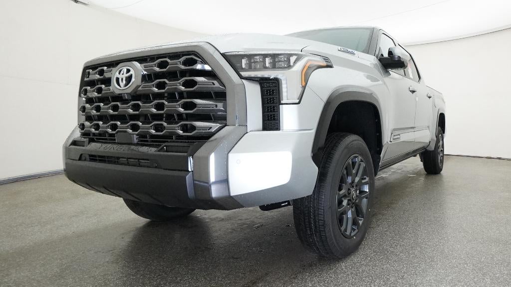 2026 Toyota Tundra i-FORCE MAX Platinum i-FORCE MAX