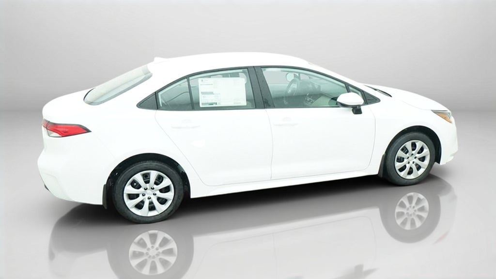 2027 Toyota Corolla LE