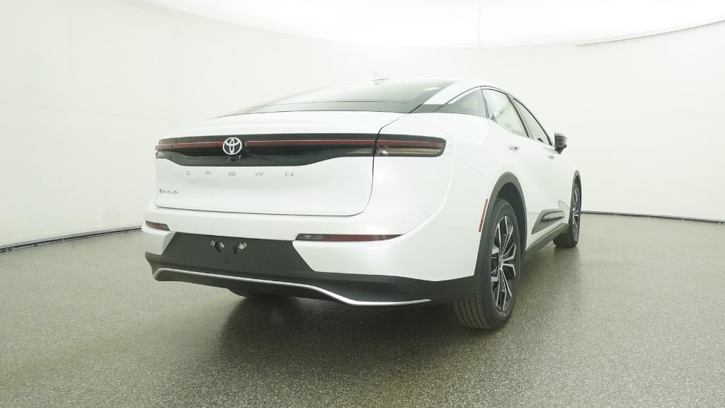 2026 Toyota Toyota Crown XLE