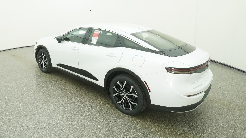 2026 Toyota Toyota Crown XLE