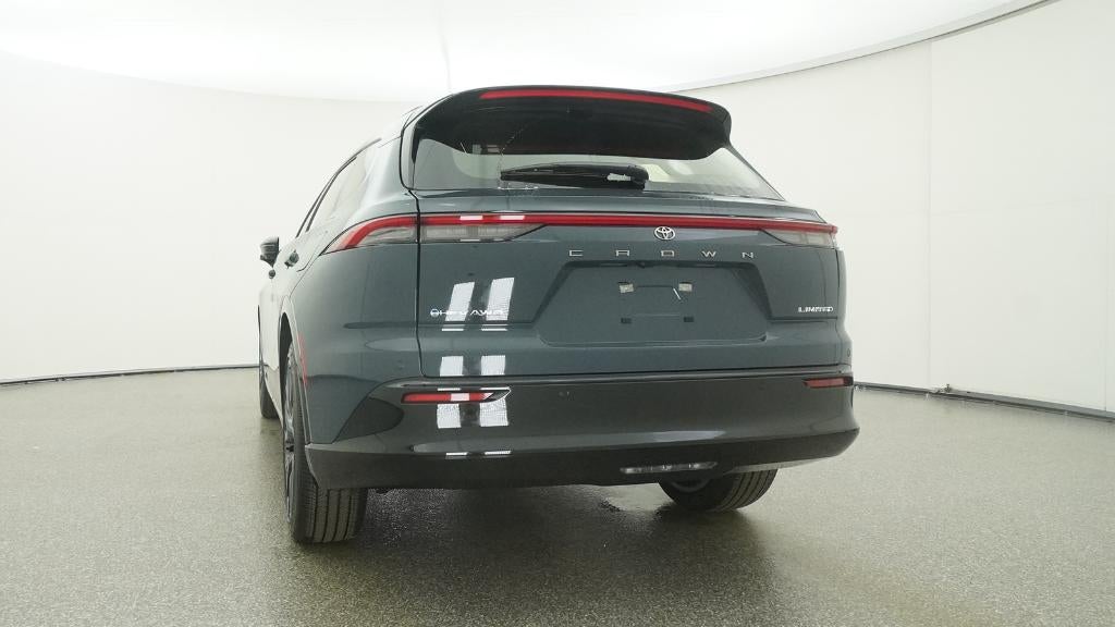 2026 Toyota Toyota Crown Signia Limited