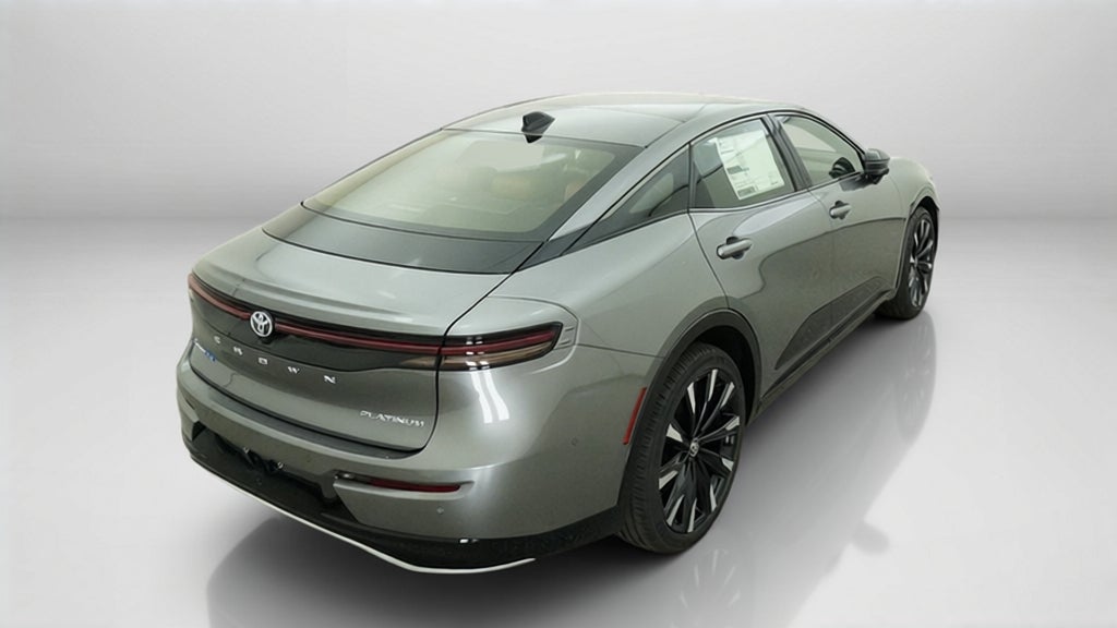 2027 Toyota Toyota Crown Platinum