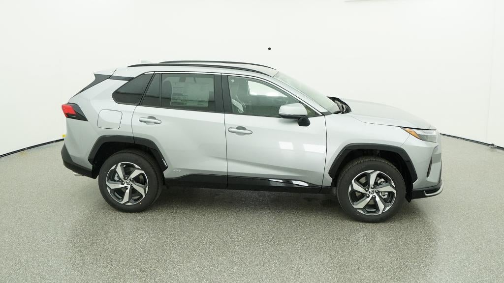 2025 Toyota RAV4 Plug-in Hybrid SE