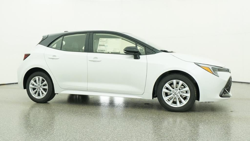 2026 Toyota Corolla Hatchback SE